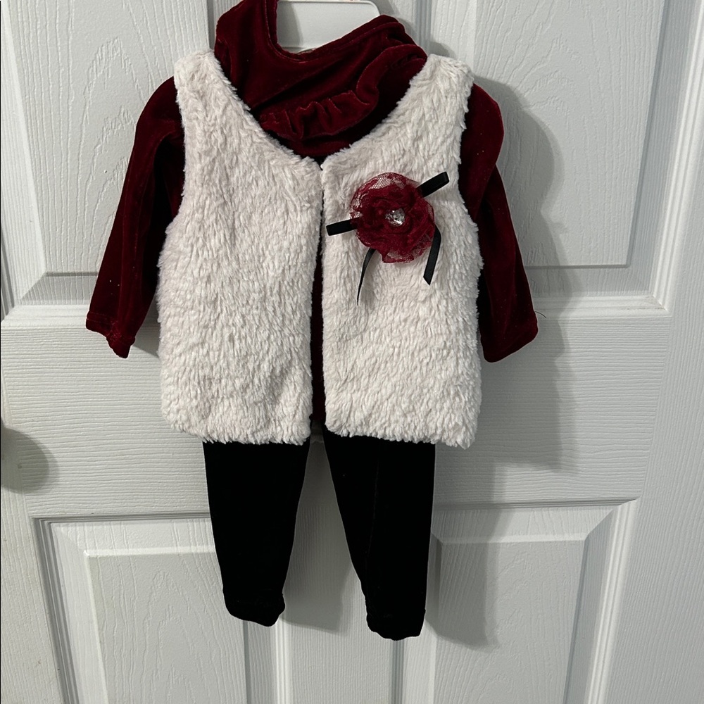 Nannette Kids Red and White Outfit with Faux Fur 12 months